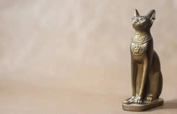 Legendás macskák a történelemben: híres cicák nyomai